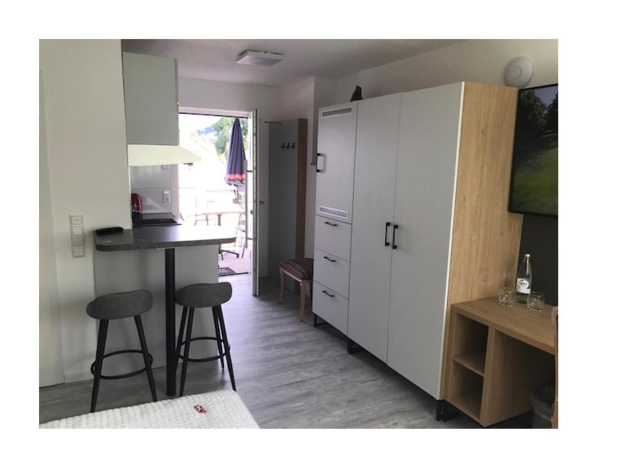 Bodensee Sunshine Zimmer & Apts. ウールディンゲン・ミュールホーフェン エクステリア 写真