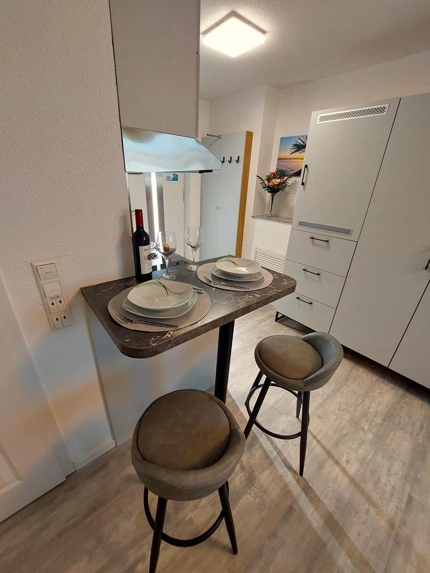 Bodensee Sunshine Zimmer & Apts. ウールディンゲン・ミュールホーフェン エクステリア 写真